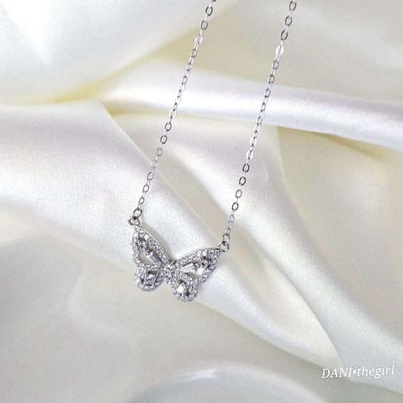 NEW Sterling Silver CZ Diamond Encrusted Y2K Butterfly Pendant Necklace - Picture 8 of 9